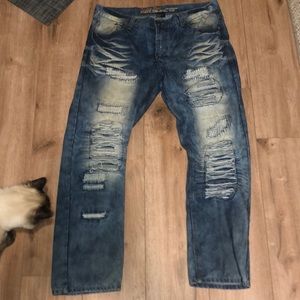 DENIM & RIVETS JEANS